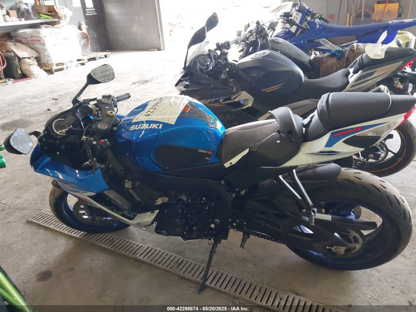 2024 SUZUKI GSX-R600 - JS1GN7FA3R7100939