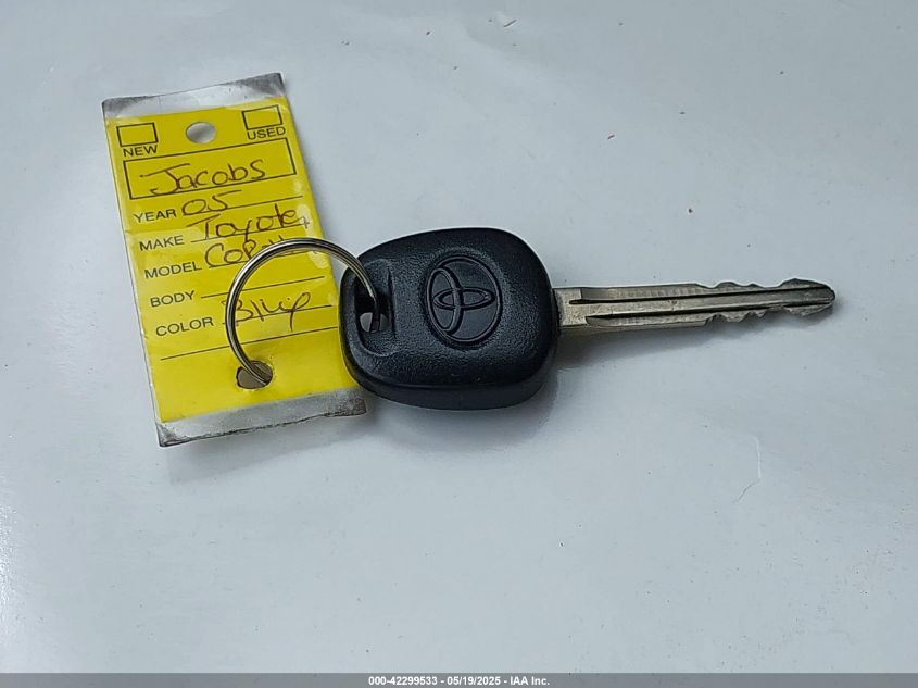 2005 Toyota Corolla Le VIN: JTDBR32E152053875 Lot: 42299533