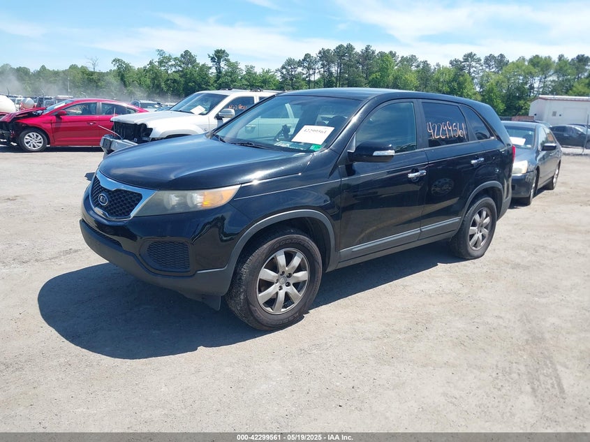 2011 KIA SORENTO VIN: 5XYKT3A11BG120590