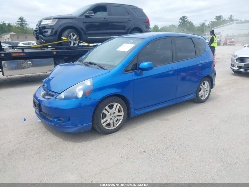2008 HONDA FIT VIN: JHMGD38688S046025