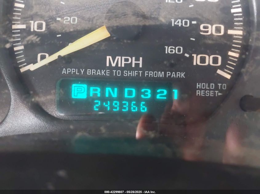 2000 Chevrolet Silverado 2500 Ls VIN: 1GCGK29U6YE270097 Lot: 42299807