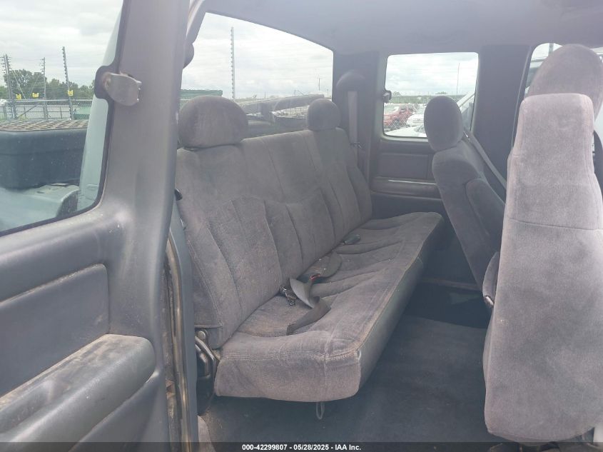 2000 Chevrolet Silverado 2500 Ls VIN: 1GCGK29U6YE270097 Lot: 42299807