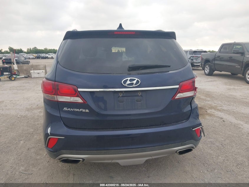 2017 Hyundai Santa Fe Se VIN: KM8SN4HF5HU172650 Lot: 42300215