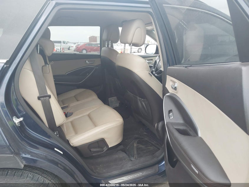 2017 Hyundai Santa Fe Se VIN: KM8SN4HF5HU172650 Lot: 42300215