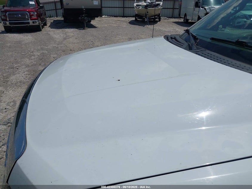 2010 FORD F-150 VIN: 1FTFW1EV0AFB39952