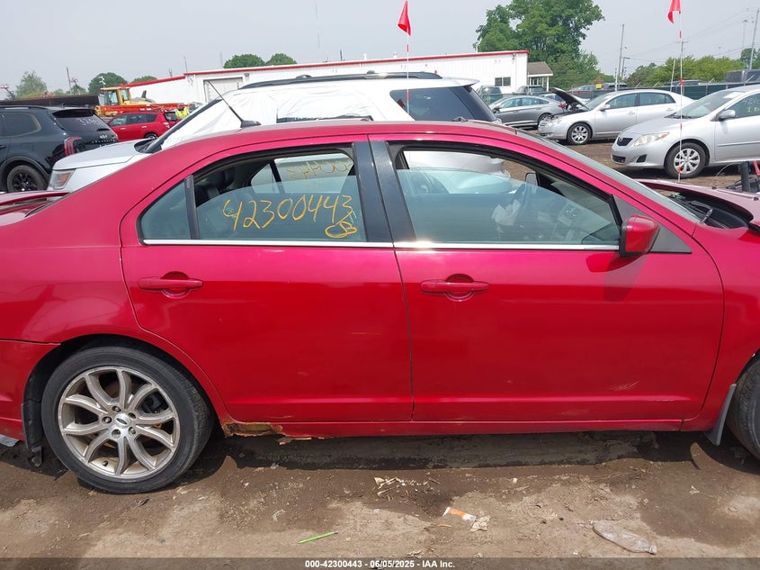 2011 FORD FUSION VIN: 3FAHP0JG9BR272937