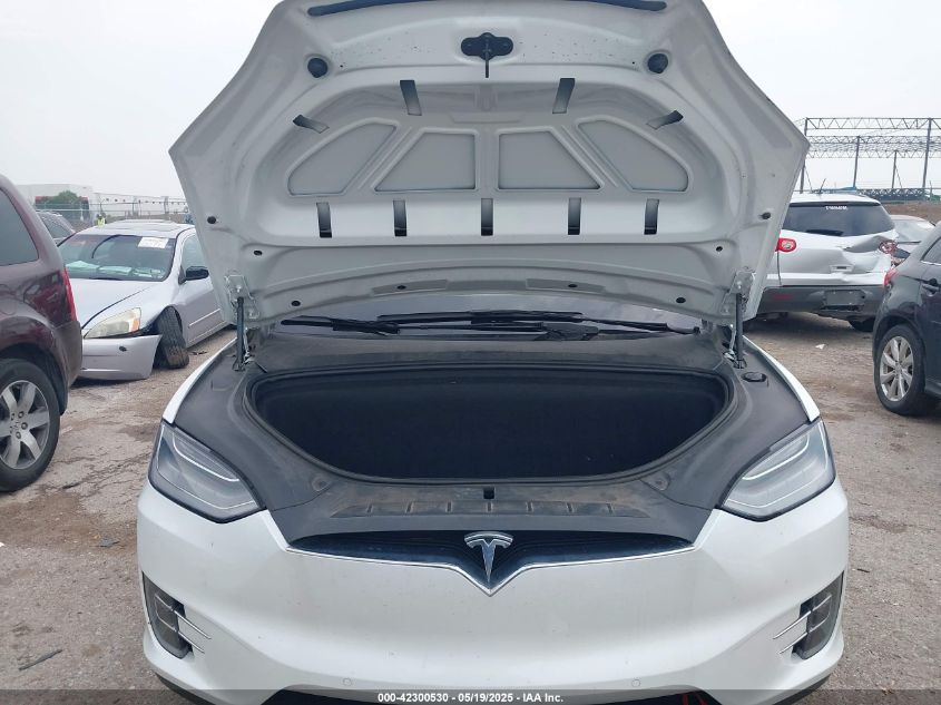 2020 Tesla Model X - 5YJXCBE26LF304404