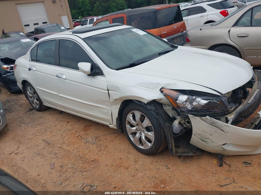2008 HONDA ACCORD VIN: 1HGCP36838A042337