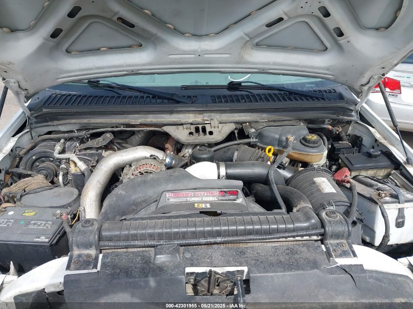 2004 Ford F-350 Lariat/Xl/Xlt VIN: 1FTSX31P84EB16881 Lot: 42301955