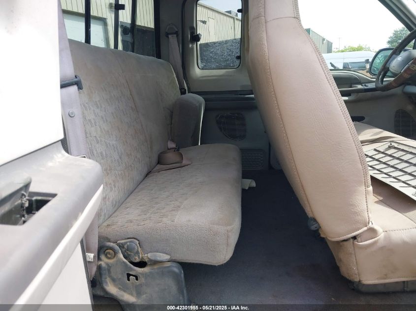 2004 Ford F-350 Lariat/Xl/Xlt VIN: 1FTSX31P84EB16881 Lot: 42301955