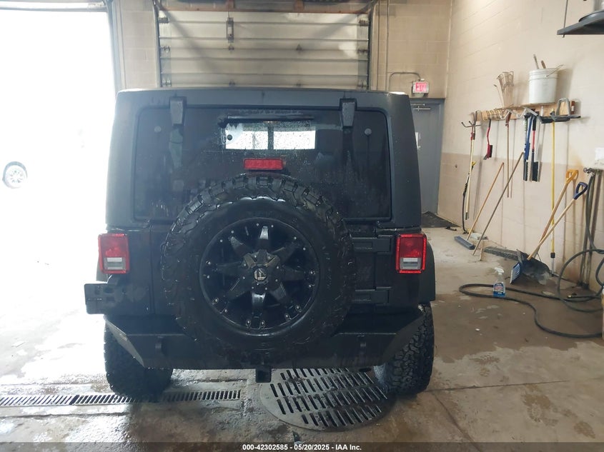 2017 JEEP WRANGLER UNLIMITED WILLY WHEELER 4X4 - 1C4BJWDG6HL526000