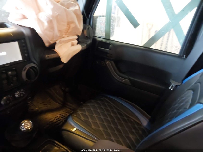 2017 JEEP WRANGLER UNLIMITED WILLY WHEELER 4X4 - 1C4BJWDG6HL526000