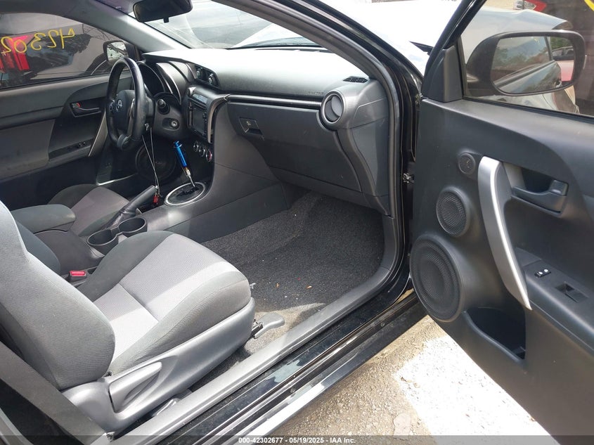 2014 SCION TC VIN: JTKJF5C70E3080620