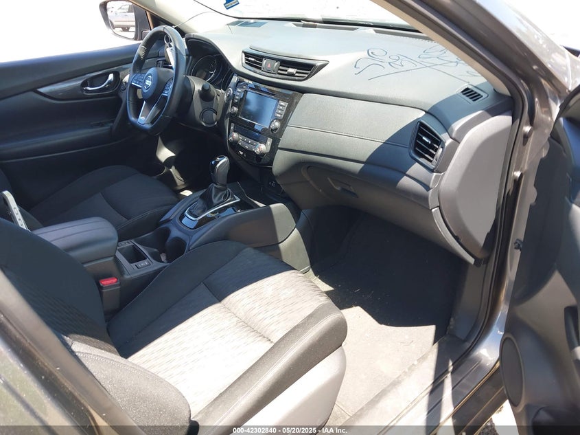 2018 NISSAN ROGUE SV - KNMAT2MV5JP599788