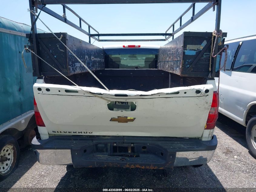 2007 Chevrolet Silverado 2500Hd Work Truck VIN: 1GCHC29K37E532415 Lot: 42302899