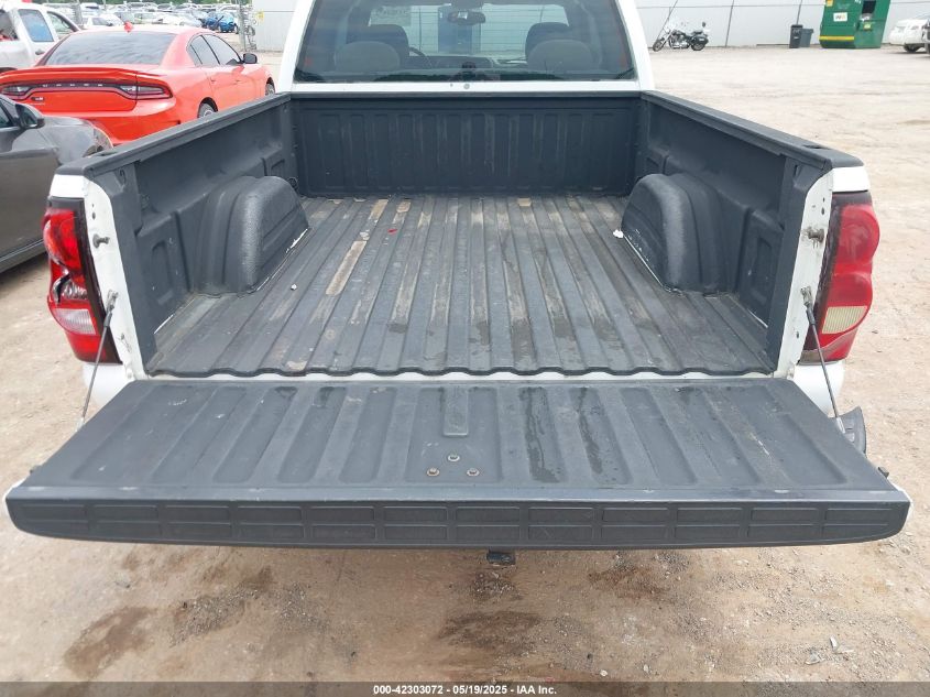 2004 Chevrolet Silverado 1500 Ls VIN: 2GCEC19T841116783 Lot: 42303072