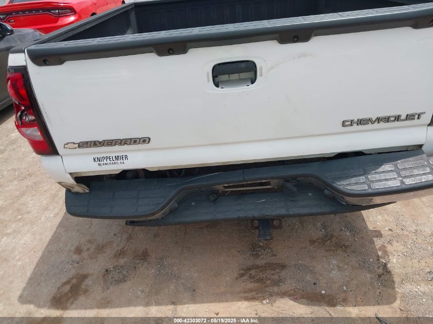 2004 Chevrolet Silverado 1500 Ls VIN: 2GCEC19T841116783 Lot: 42303072