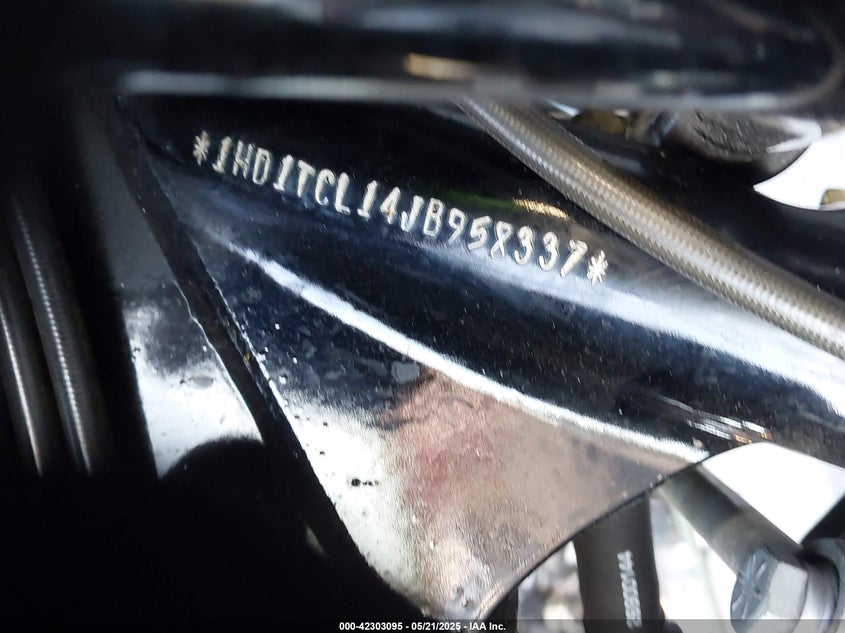 2018 Harley-Davidson Fltrxse Cvo Road Glide VIN: 1HD1TCL14JB958337 Lot: 42303095