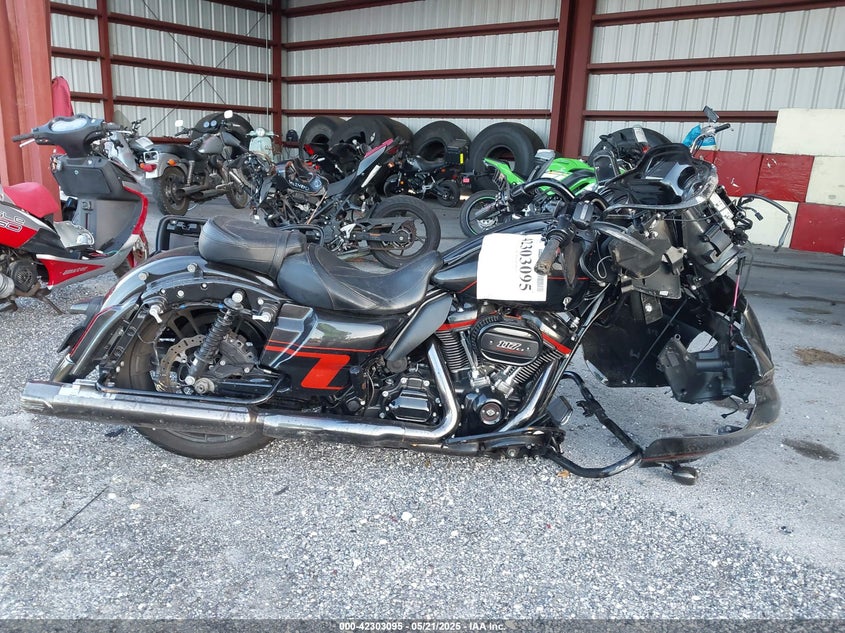 2018 Harley-Davidson Fltrxse Cvo Road Glide VIN: 1HD1TCL14JB958337 Lot: 42303095