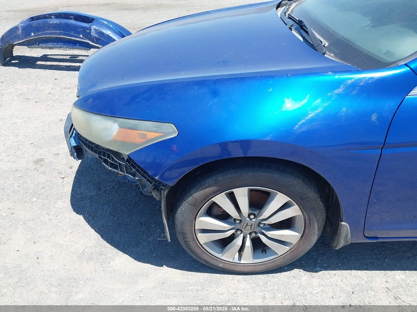 2009 HONDA ACCORD VIN: 1HGCS128X9A015839