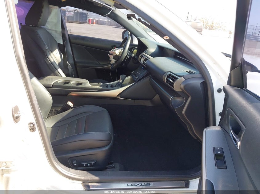 2015 LEXUS IS 250 VIN: JTHBF1D22F5075740