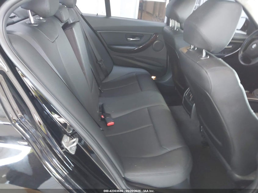 2015 BMW 320 VIN: WBA3B1G50FNT64152