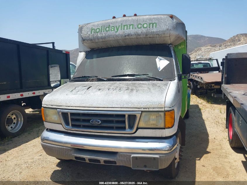2005 Ford E-350 Cutaway Standard VIN: 1FDWE35S85HA77338 Lot: 42303608