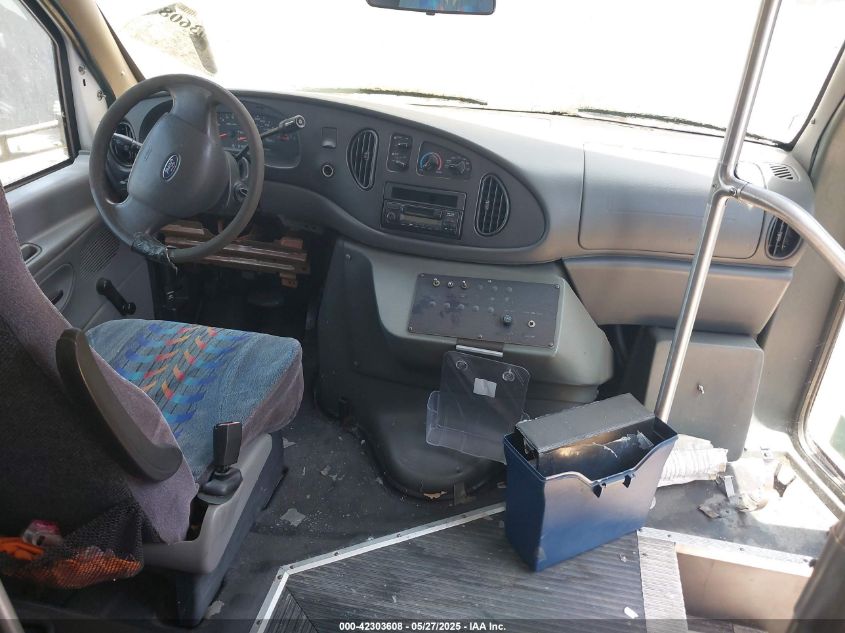 2005 Ford E-350 Cutaway Standard VIN: 1FDWE35S85HA77338 Lot: 42303608