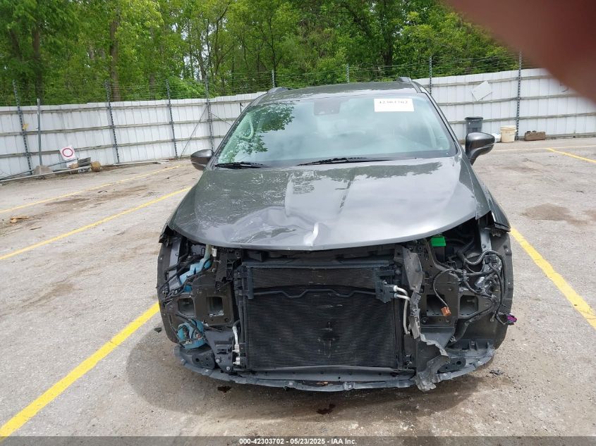 2022 Chrysler Pacifica Touring L VIN: 2C4RC1BG5NR142176 Lot: 42303702