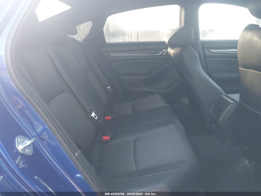 2022 HONDA ACCORD VIN: 1HGCV3F23NA038494