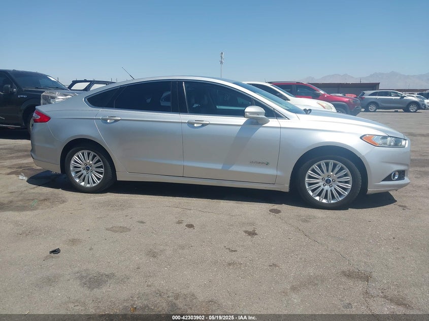 2013 FORD FUSION HYBRID VIN: 3FA6P0LU8DR325513
