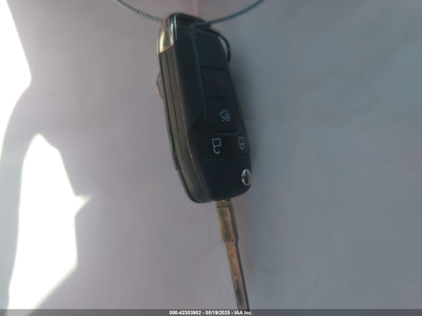 2013 FORD FUSION HYBRID VIN: 3FA6P0LU8DR325513