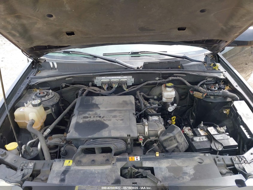 2011 FORD ESCAPE VIN: 1FMCU9EG4BKA49099
