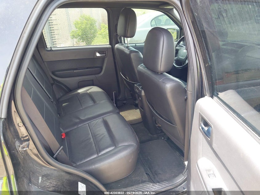 2011 FORD ESCAPE VIN: 1FMCU9EG4BKA49099