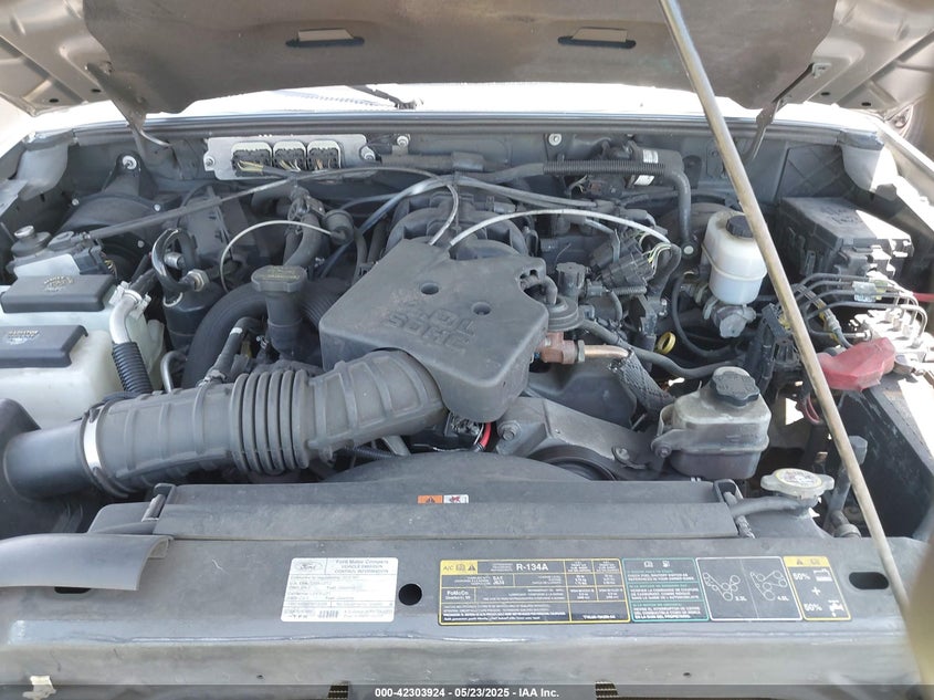 2010 FORD RANGER VIN: 1FTKR1EE9APA14982