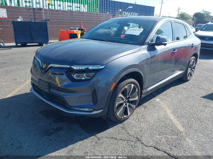 2023 VINFAST VF 8(VIN: RLLV1AFA0PH001143