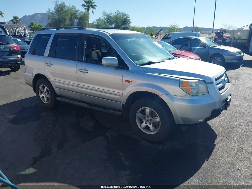 2008 HONDA PILOT VIN: 5FNYF18318B024407