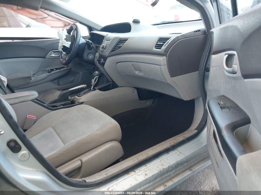 2012 HONDA CIVIC VIN: 2HGFB2F51CH593758