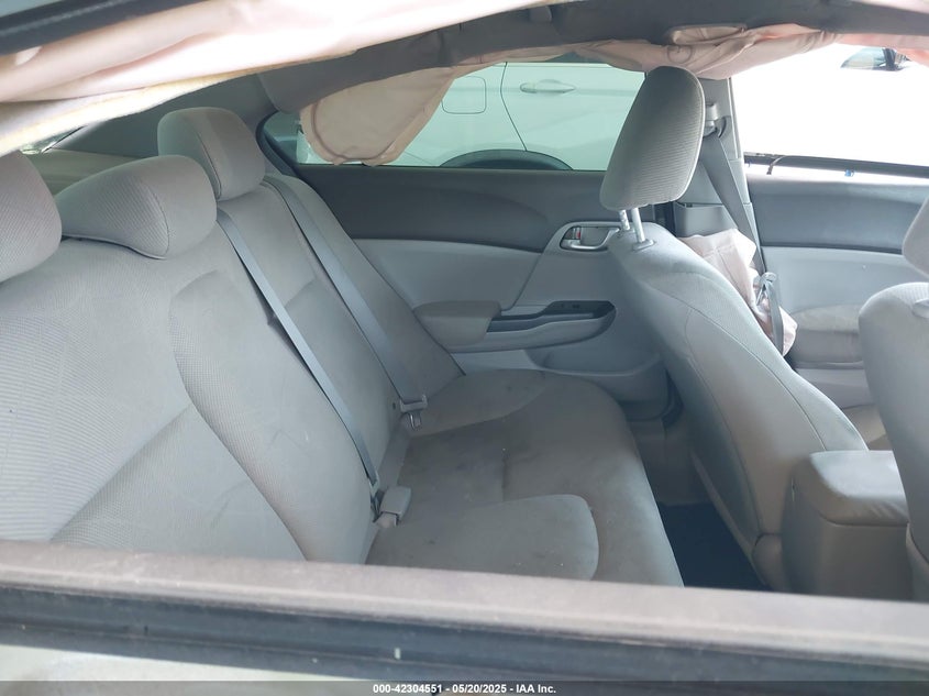 2012 HONDA CIVIC VIN: 2HGFB2F51CH593758