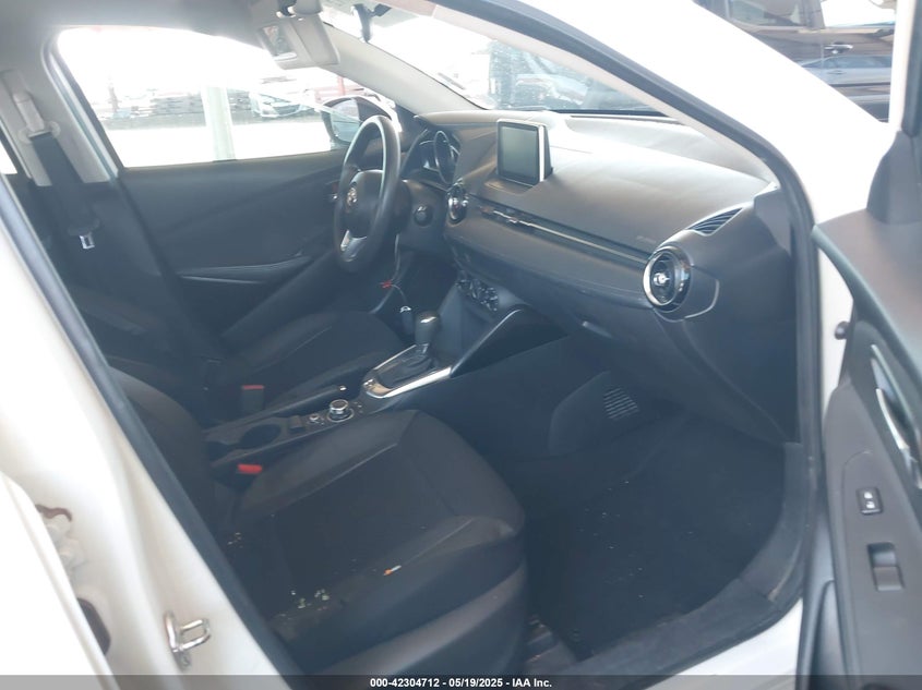 VIN 3MYDLBYV1HY180614 2017 TOYOTA YARIS IA