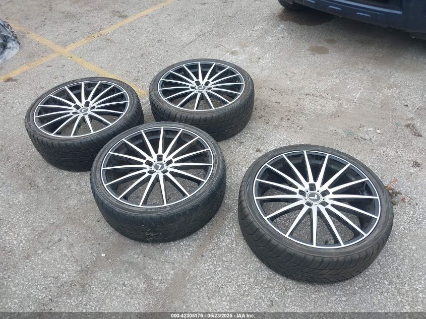 2008 Chevrolet Suburban 1500 Ltz VIN: 3GNFK16368G198691 Lot: 42305176