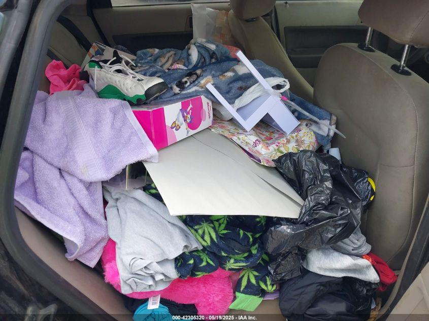 2008 Ford Focus Se/Ses VIN: 1FAHP35N08W175139 Lot: 42305320