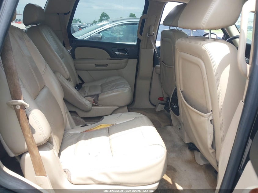 2007 CHEVROLET TAHOE VIN: 1GNFK13077R352902