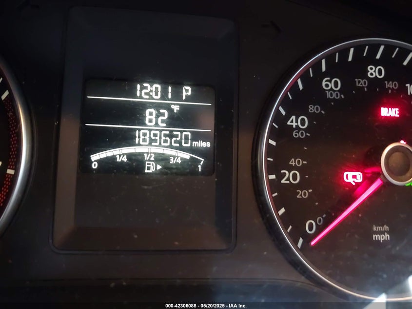 2013 VOLKSWAGEN JETTA VIN: 3VWDP7AJXDM239102