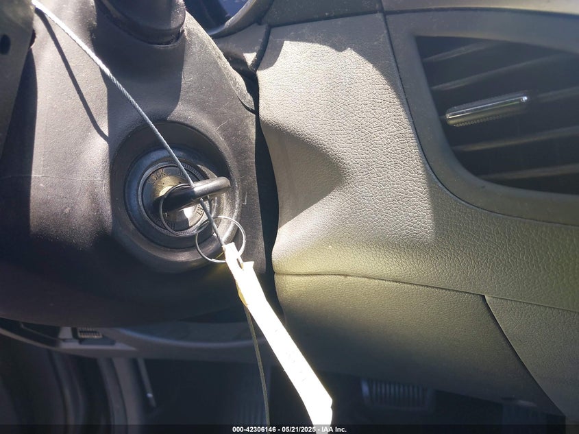 2012 HYUNDAI ELANTRA VIN: KMHDH4AE8CU404989