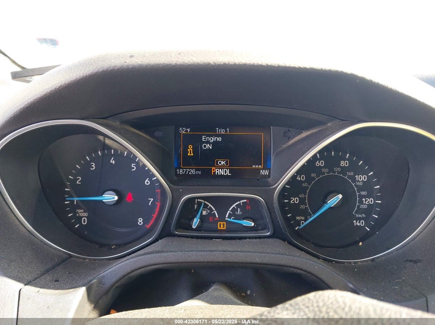 2015 FORD FOCUS VIN: 1FADP3F21FL385654