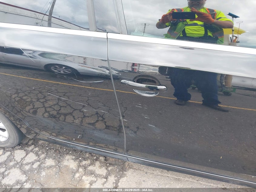 2013 VOLKSWAGEN JETTA 2.5L SE - 3VWDP7AJ1DM250490