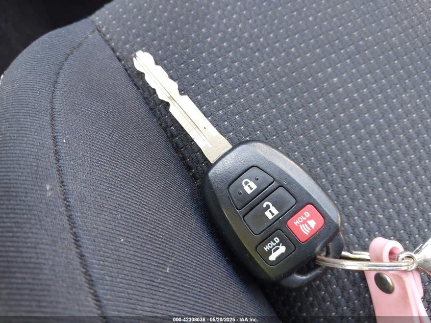 2016 TOYOTA RAV4 VIN: 2T3WFREV7GW255090