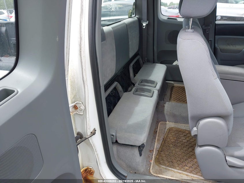 2006 TOYOTA TACOMA VIN: 5TEUX42N16Z272563