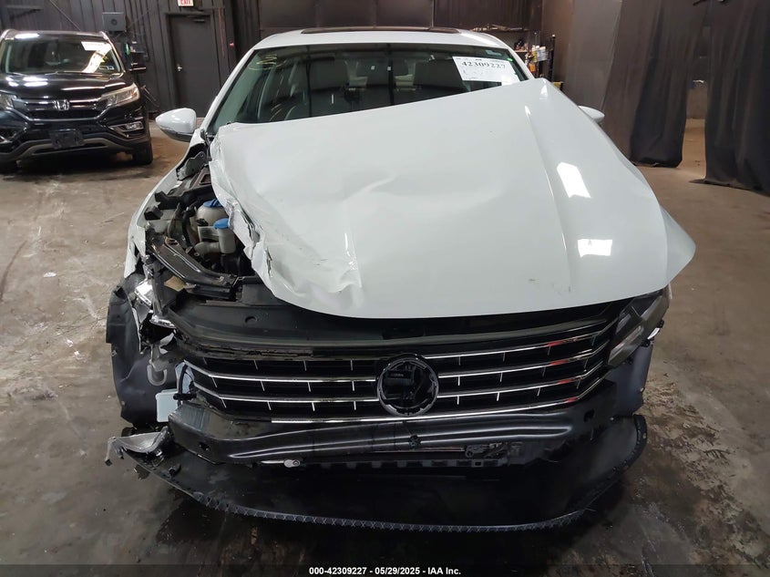 2016 VOLKSWAGEN PASSAT 1.8T SE - 1VWBT7A3XGC016701